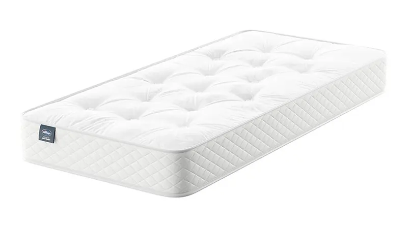 An image from side of Silentnight Essentials Pocket 600 mattress.